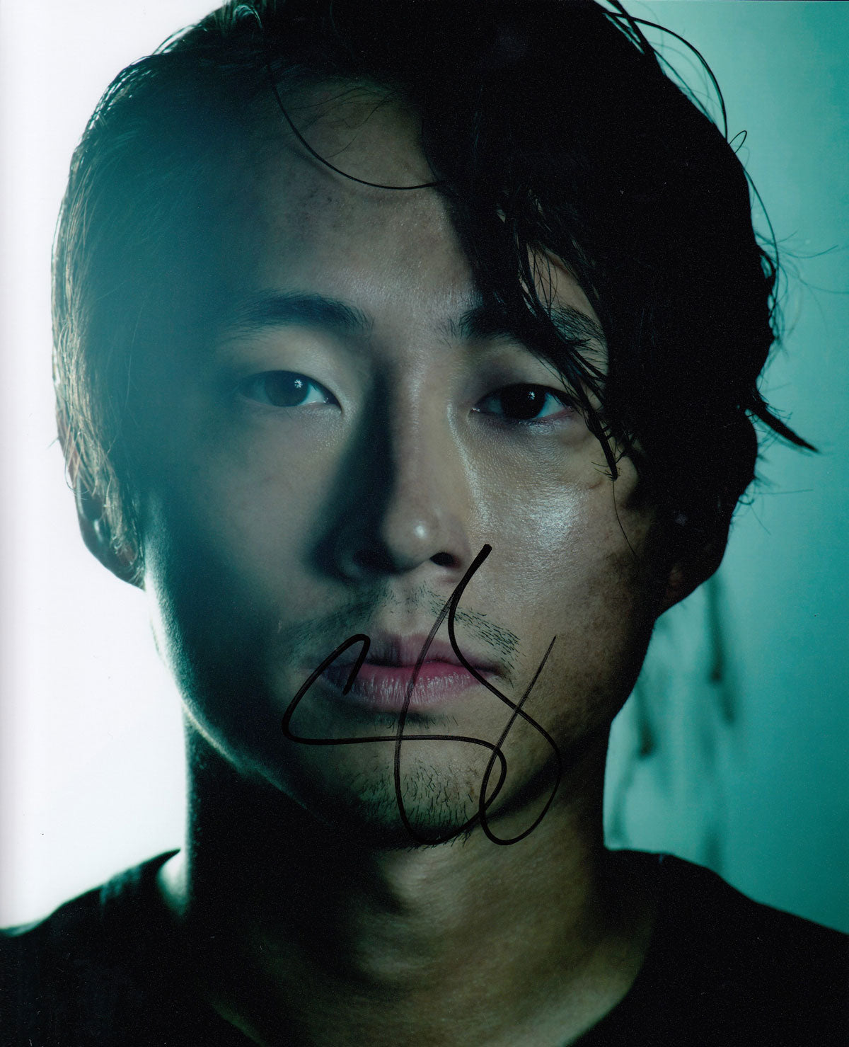 Steven Yeun Authentic Autograph