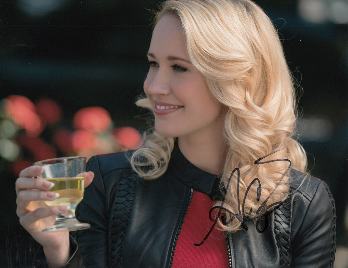 Anna Camp Authentic Autograph