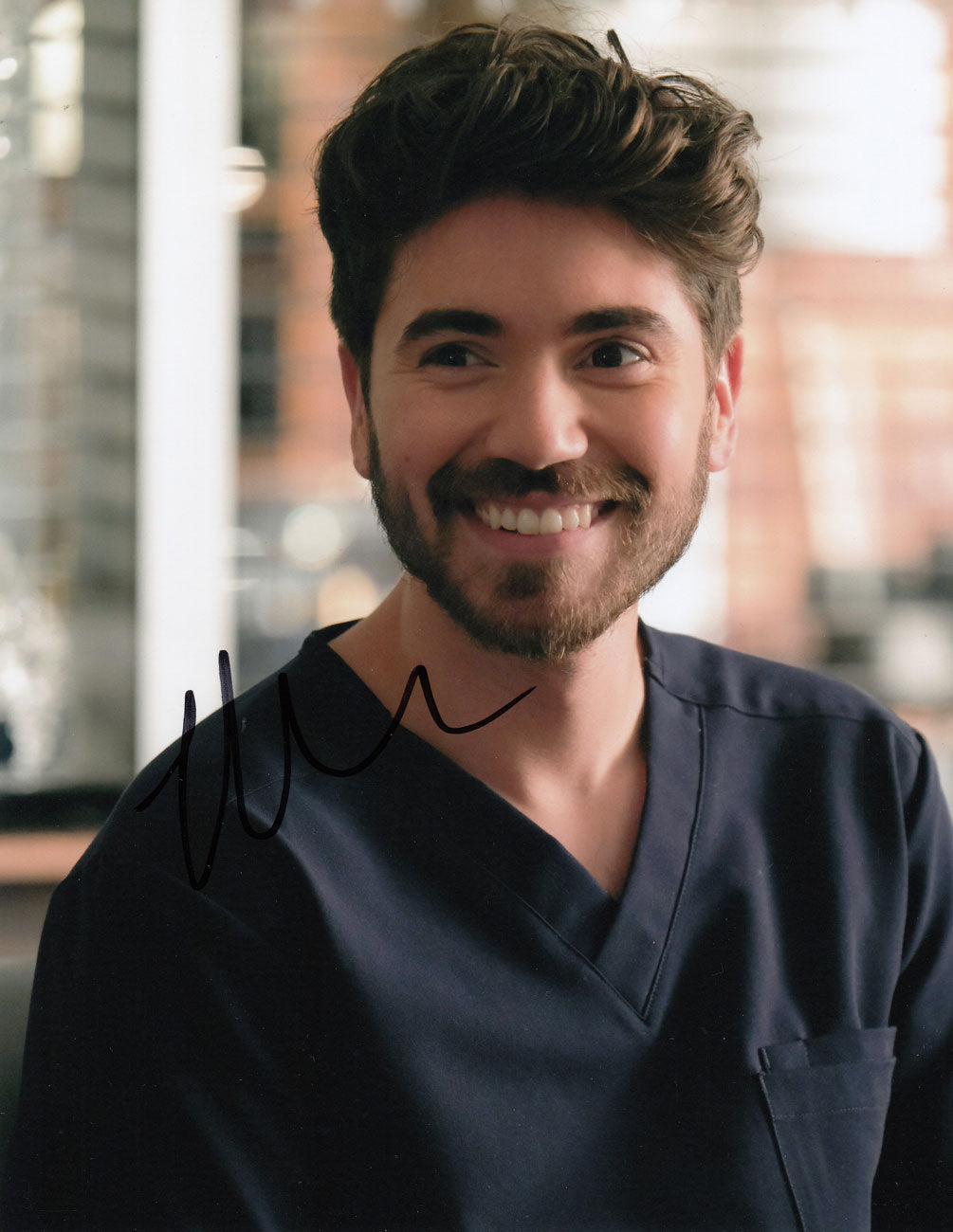 Noah Galvin Authentic Autograph