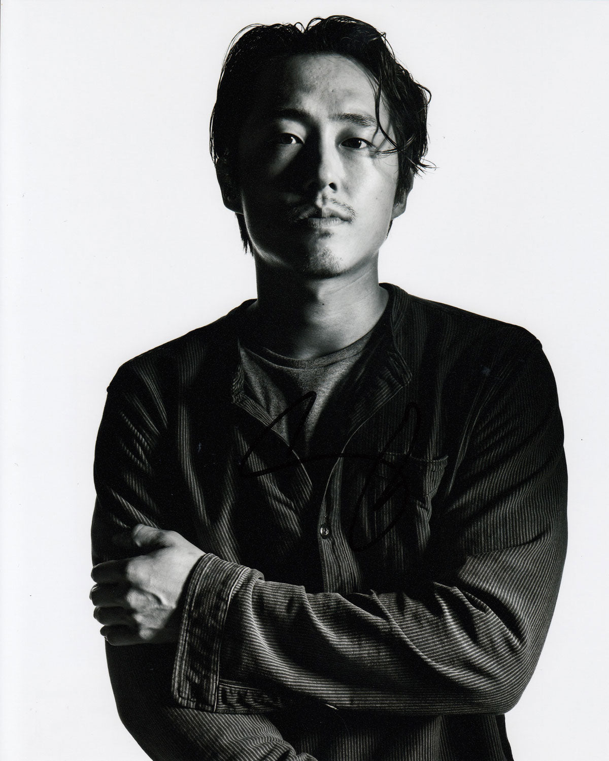 Steven Yeun Authentic Autograph