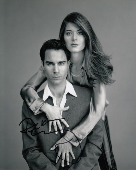 Debra Messing
