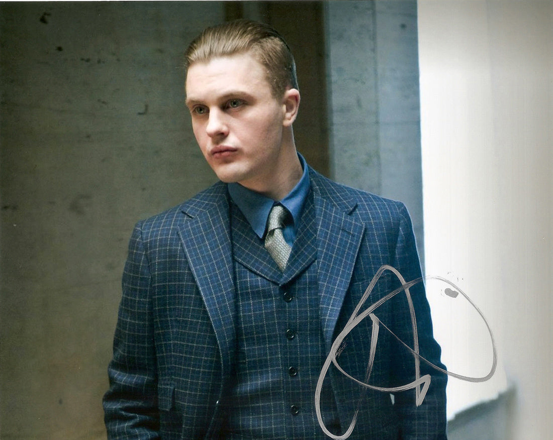 Michael Pitt